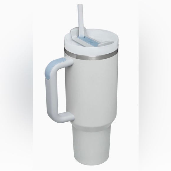 Stanley Adventure Quencher 40oz Tumbler Fog Silver Trim New - Picture 2 of 8